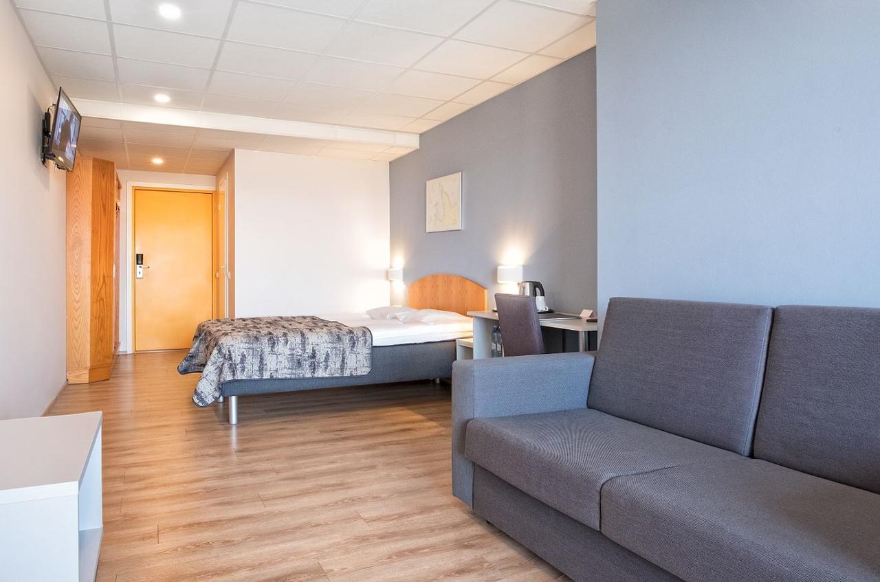 Pirita Marina Hotel & Spa Miiduranna エクステリア 写真